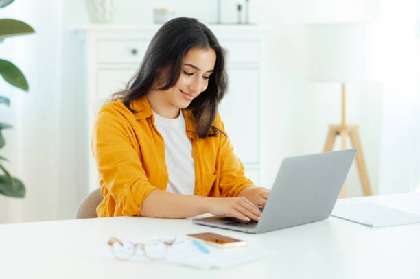 Explore Global Opportunities: Enroll Now in the Best Online Business Strategy Courses